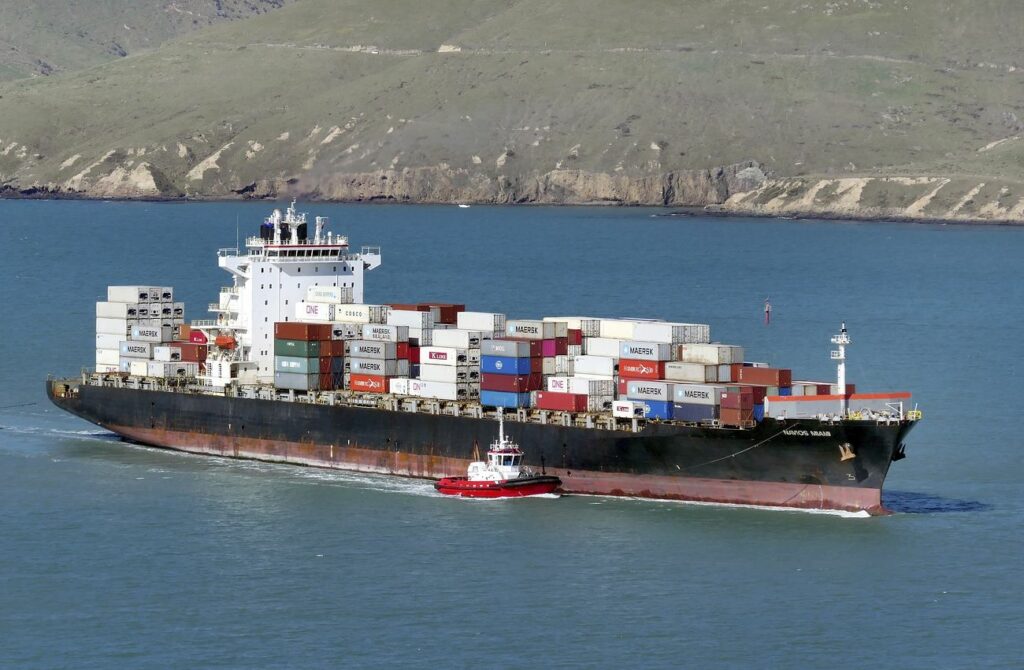 NAVIOS MIAMI. Container Ship